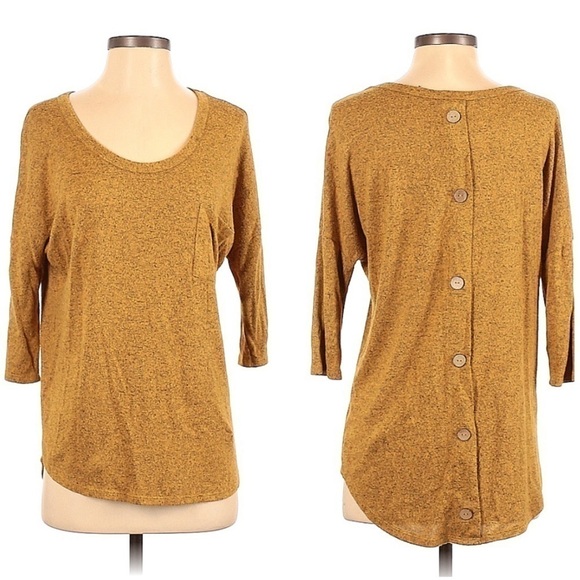 Misia 3/4 sleeve Back Button Down | SIZE S - Picture 1 of 4